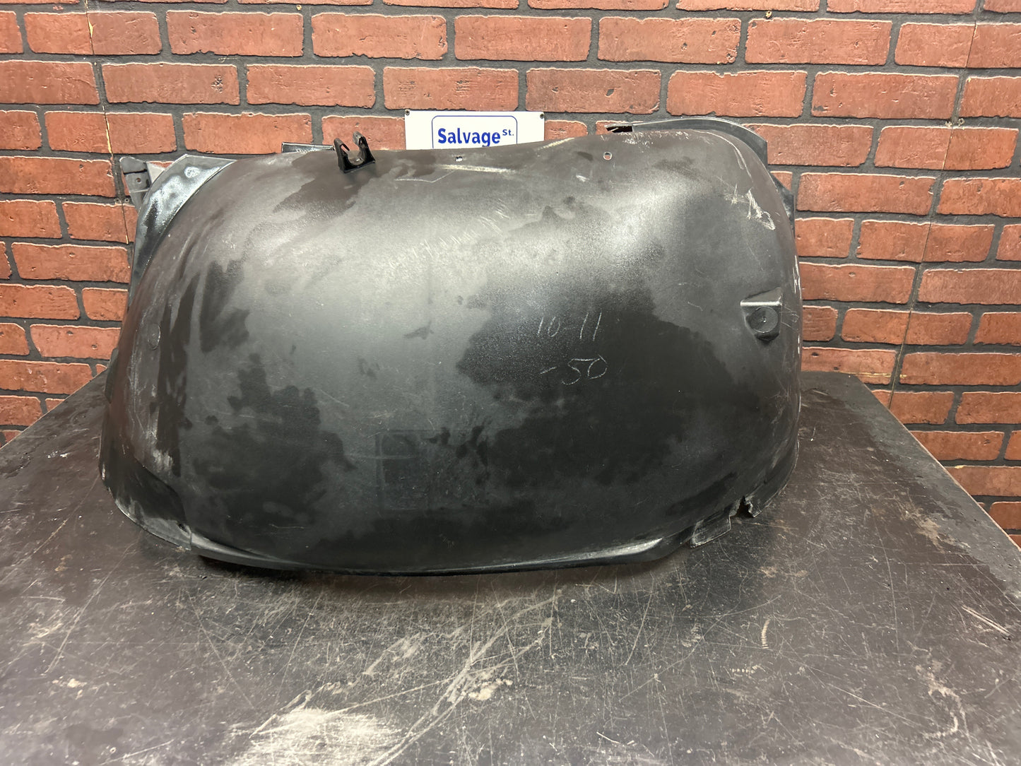 2006-2009 Pontiac Solstice Front Driver Left Inner Fender Liner Splash Guard OEM