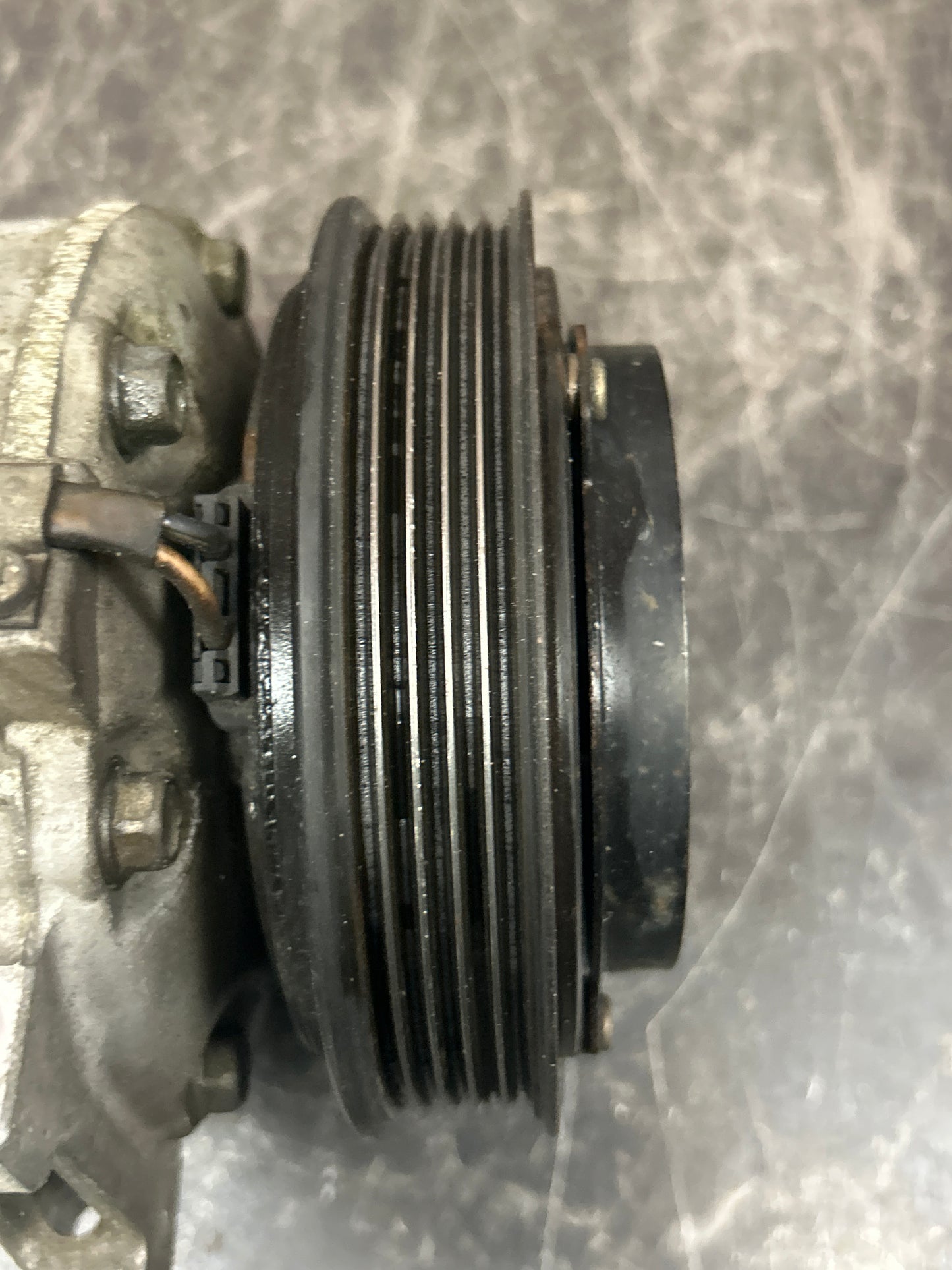 06-10 Pontiac Solstice/Saturn Sky A/C Air Conditioning Compressor OEM 19130591