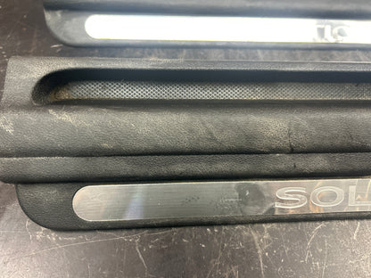 2006-2009 Pontiac Solstice Door Sill Step Kick Panel Carpet Holder Set L+R OEM