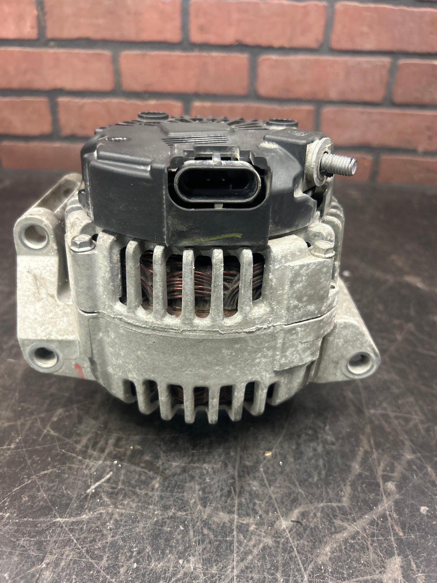 2007-2009 Saturn Sky Pontiac Solstice 2.0L Alternator 14V 145 AMP OEM 15287324