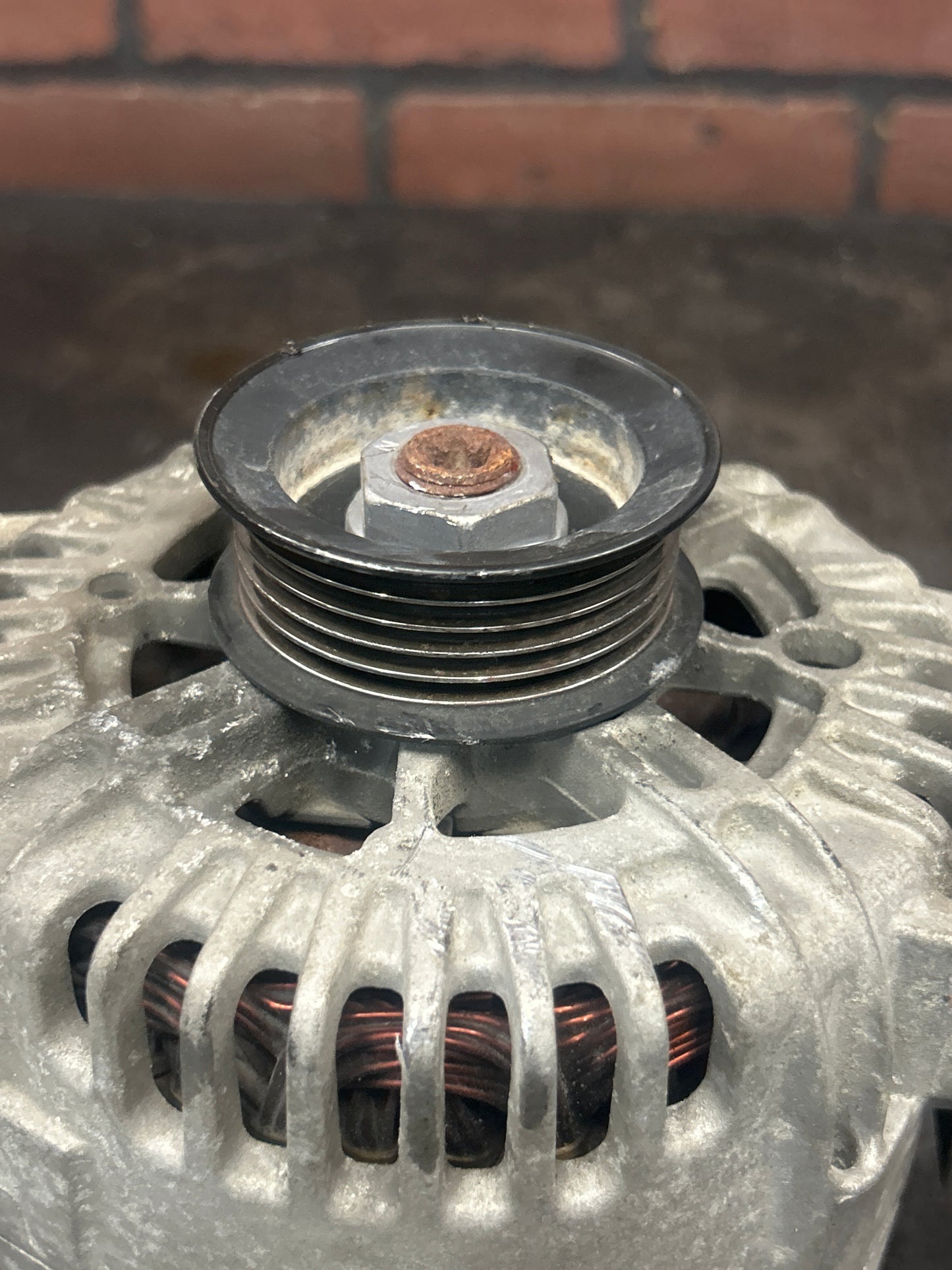 2007-2009 Saturn Sky Pontiac Solstice 2.0L Alternator 14V 145 AMP OEM 15287324