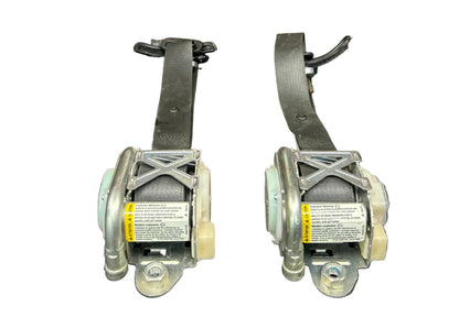 06-10 Saturn Sky/Pontiac Solstice Driver and Passenger Seat Belt Retractor Set