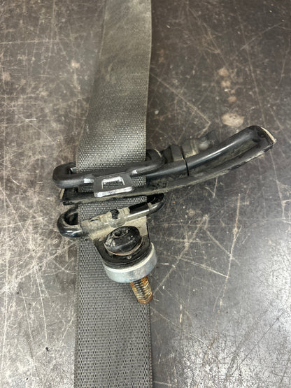 06-10 Saturn Sky/Pontiac Solstice Driver and Passenger Seat Belt Retractor Set