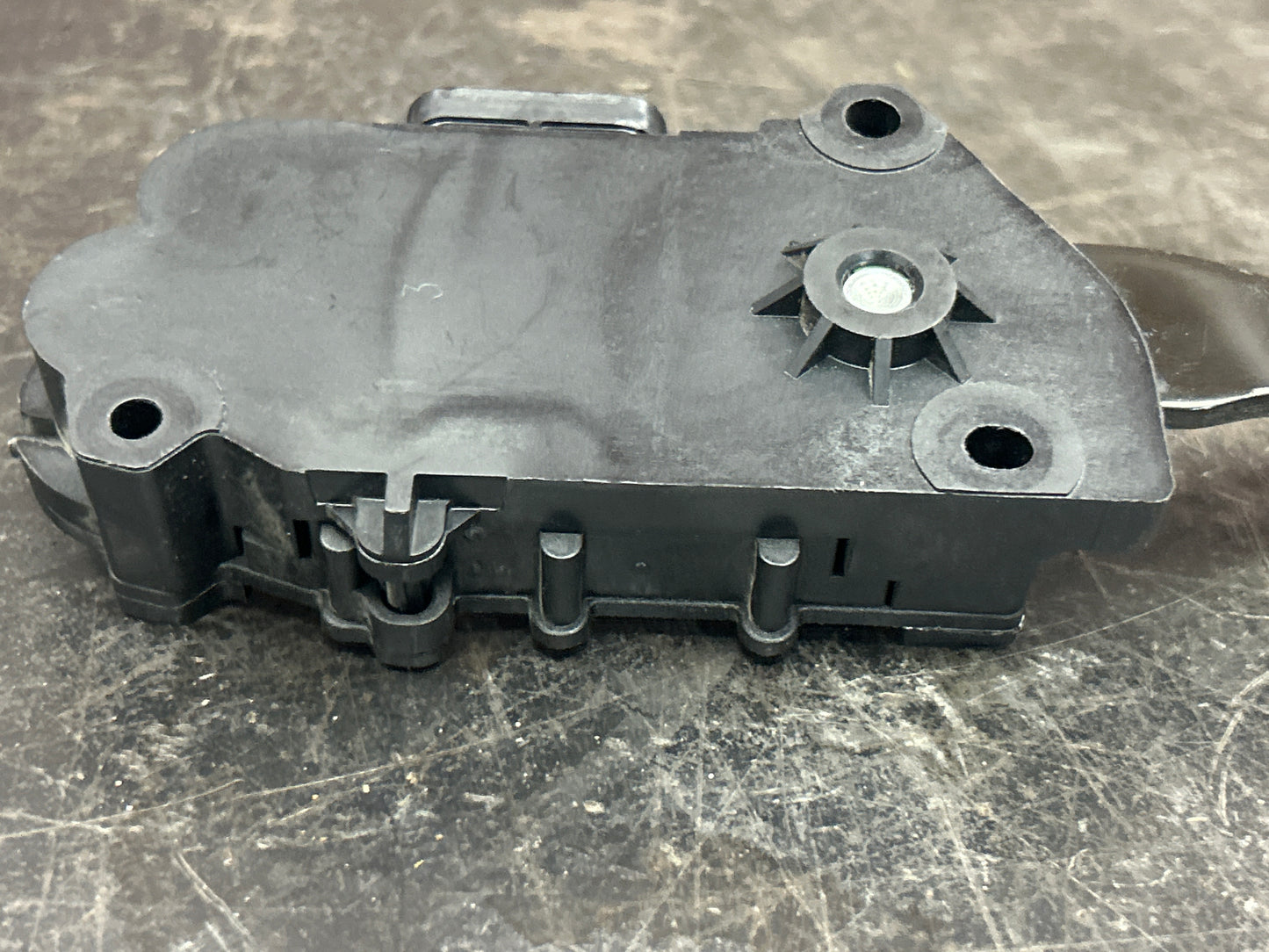 2006-2009 Pontiac Solstice Electronic Gas Acceleration Pedal OEM 10351283