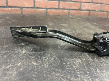 2006-2009 Pontiac Solstice Electronic Gas Acceleration Pedal OEM 10351283