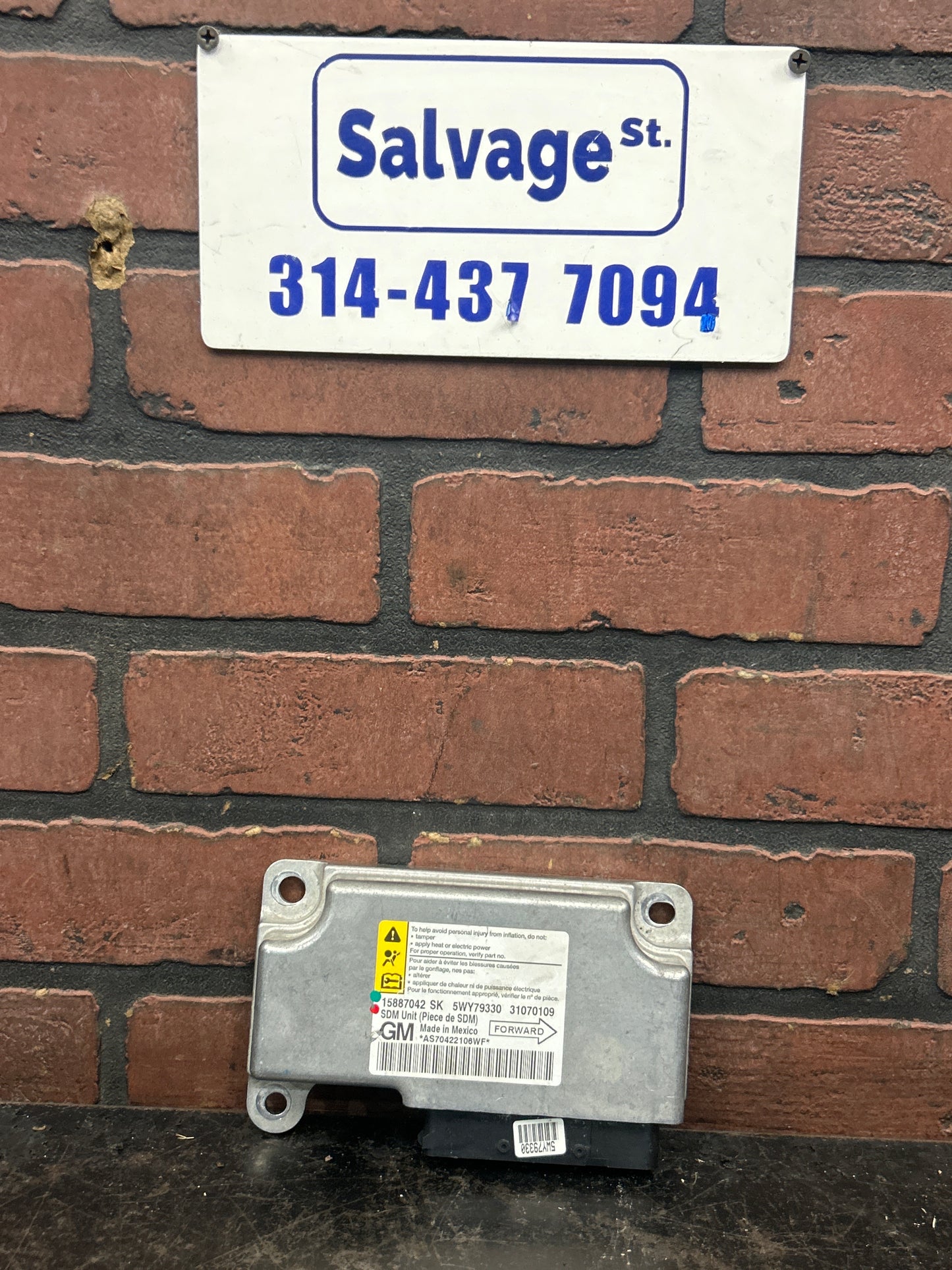 2008-2010 Pontiac Solstice/Saturn Sky Control Computer Module Unit OEM 15887042
