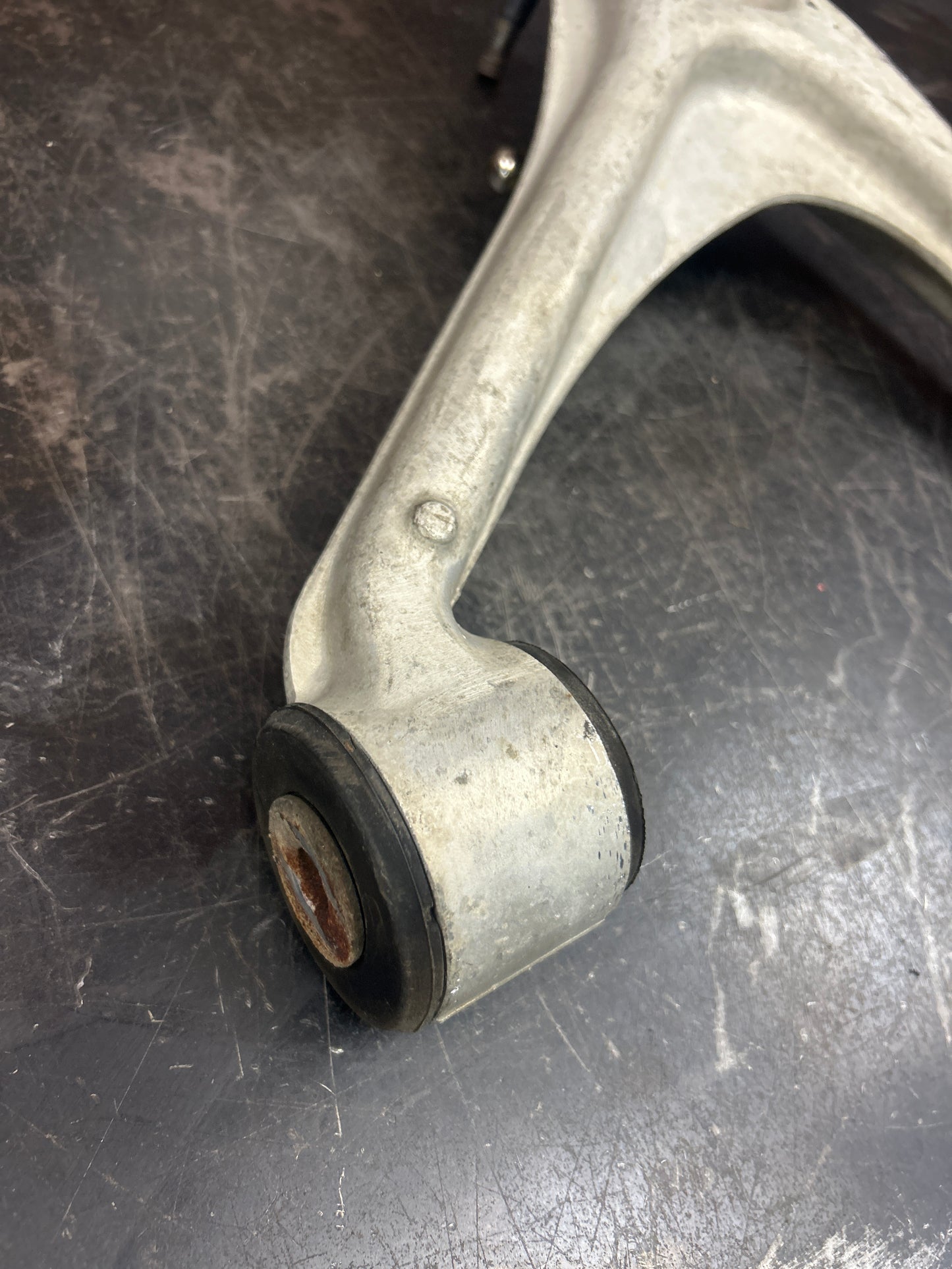 2006-2010 PONTIAC SOLSTICE/SATURN SKY REAR LEFT UPPER & LOWER CONTROL ARM OEM
