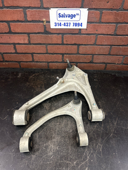 2006-2010 PONTIAC SOLSTICE/SATURN SKY REAR RIGHT UPPER & LOWER CONTROL ARM OEM