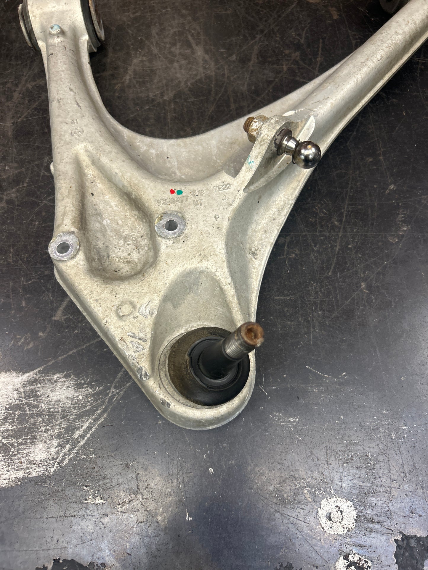 2006-2010 PONTIAC SOLSTICE/SATURN SKY REAR RIGHT UPPER & LOWER CONTROL ARM OEM