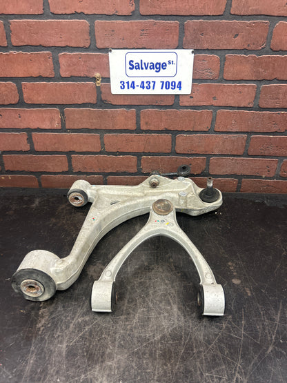 06-10 PONTIAC SOLSTICE/SATURN SKY FRONT RIGHT UPPER & LOWER CONTROL ARM SET OEM