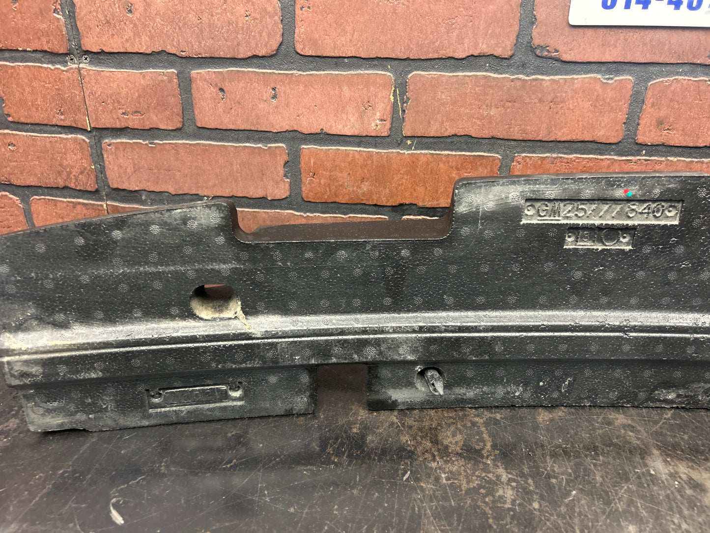 06-09 Pontiac Solstice Front Bumper Reinforcement Impact Bar w/ Foam Absorber
