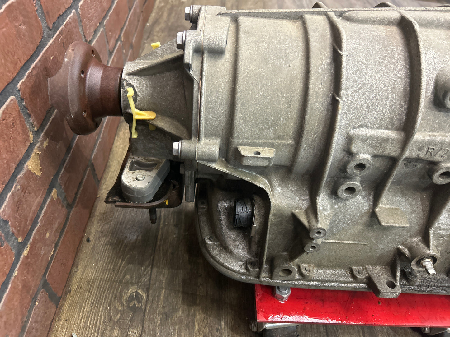2006 - 2010 Pontiac Solstice RWD Automatic Transmission AT 5L40E OEM