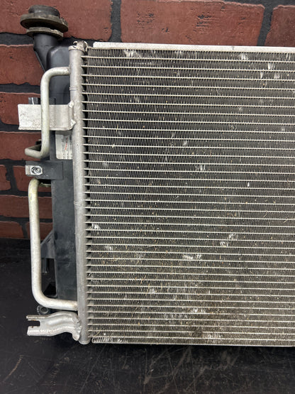 2007-2009 Pontiac Solstice GXP 2.0l A/T Radiator/Condenser/Fan OEM
