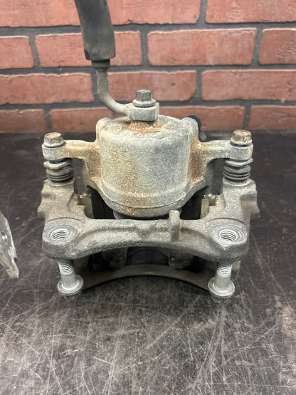 2006-2010 Pontiac Solstice Saturn Sky Front Left Side Brake Caliper Assembly OEM