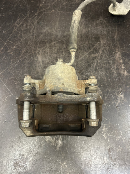 2006-2010 Pontiac Solstice/Saturn Sky  Front Right Brake Caliper OEM 22731035