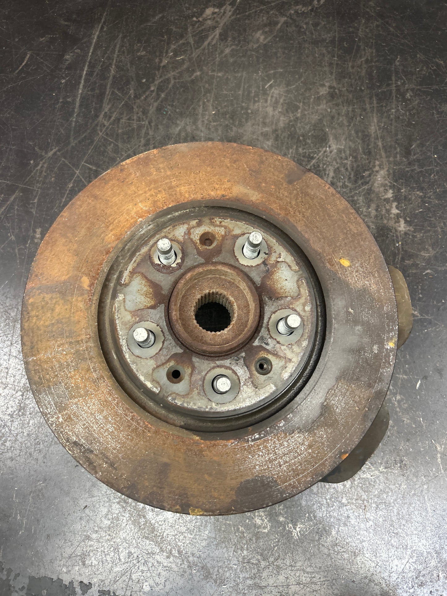 2006-2010 PONTIAC SOLSTICE/SATURN SKY FRONT LEFT SPINDLE KNUCKLE WHEEL HUB OEM