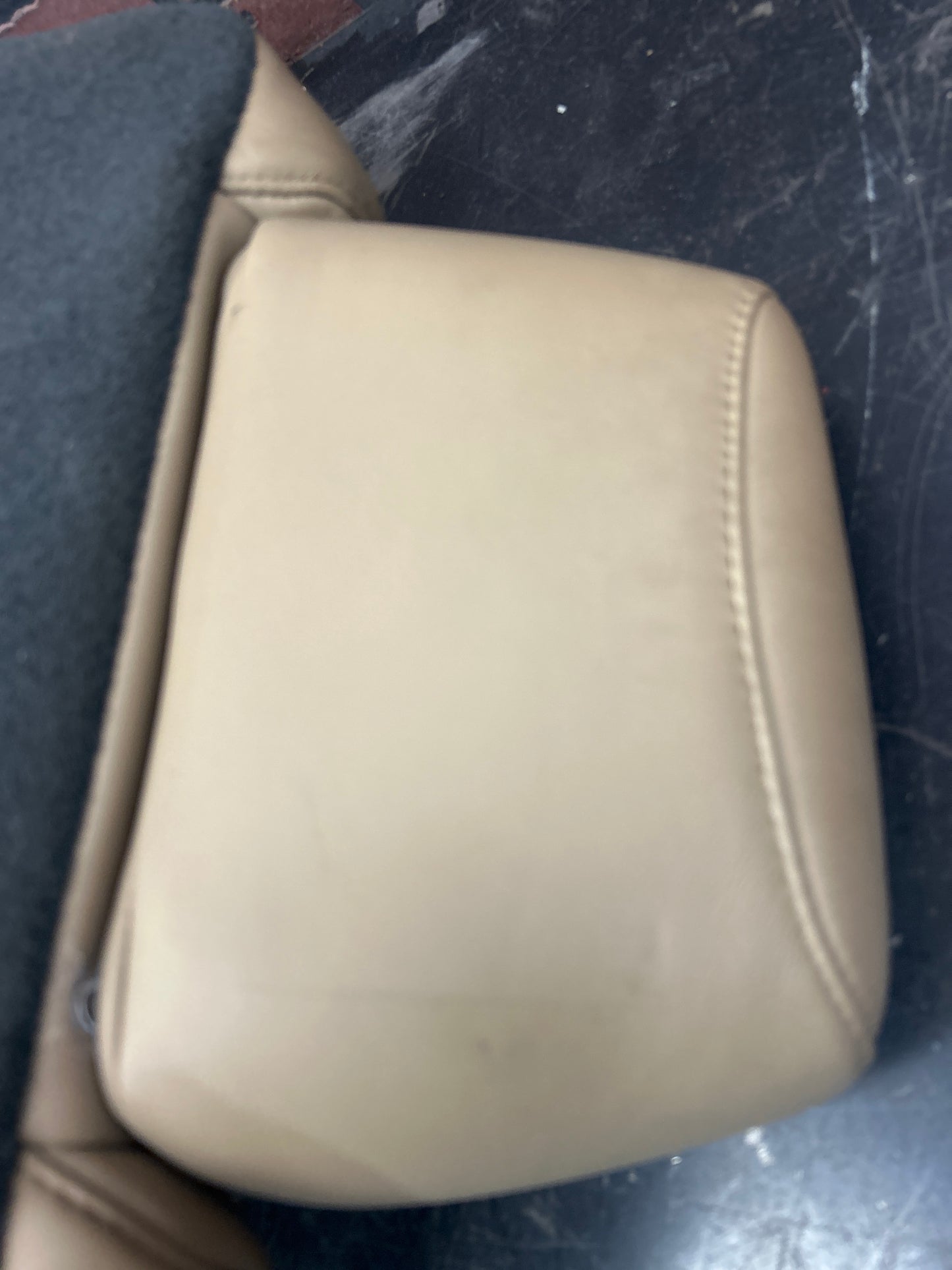 2018-2020 Escalade Platinum 2nd Row Passenger Seat Back Maple Sugar OEM