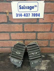 2013-2024 DODGE RAM 1500-3500 DASH AIR VENT PAIR CENTRAL BEZEL 5MK67DX9AA