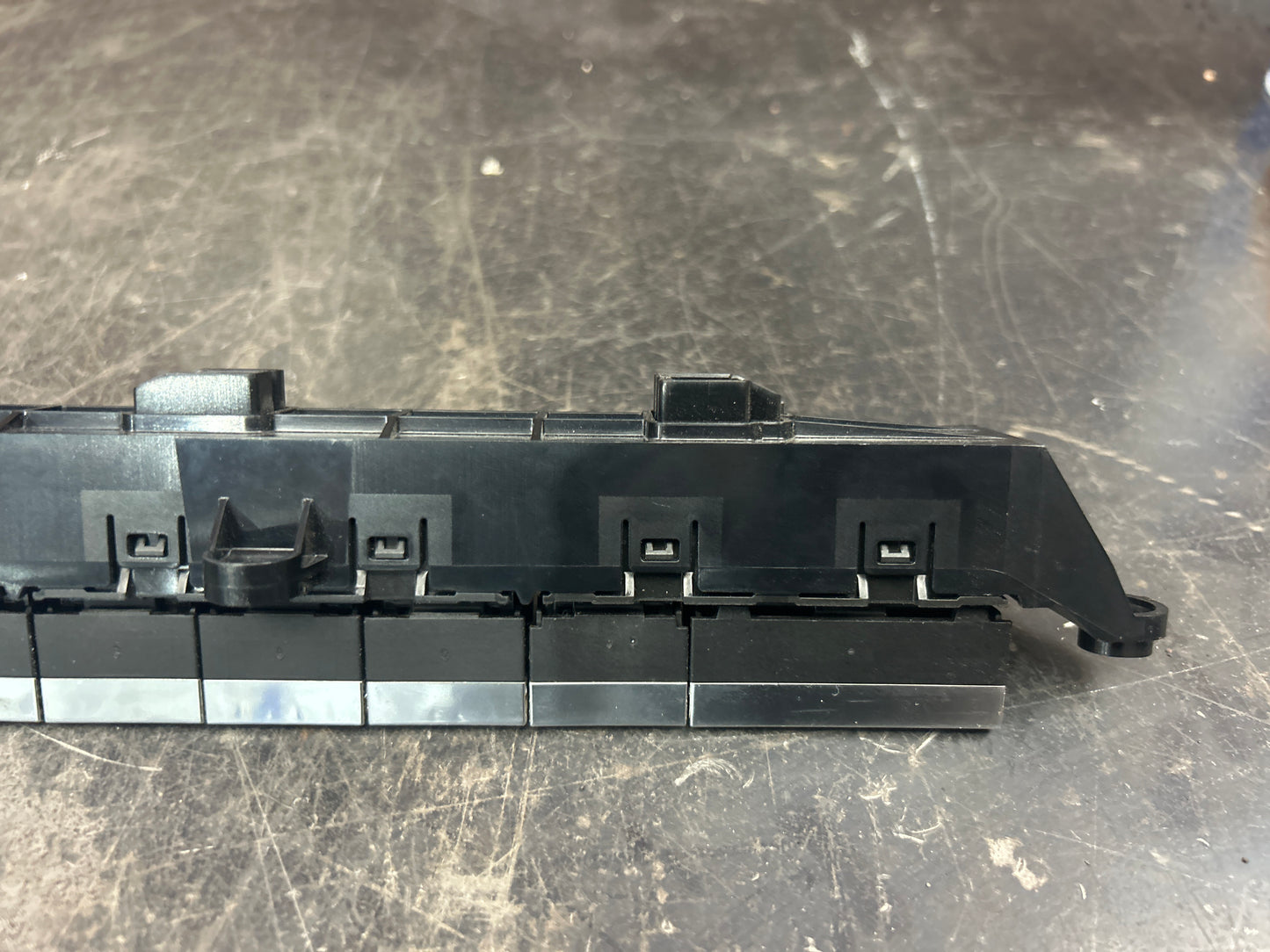 2019-2026 Chevy Silverado/GMC Sierra Hazard Electrical Switch Panel OEM
