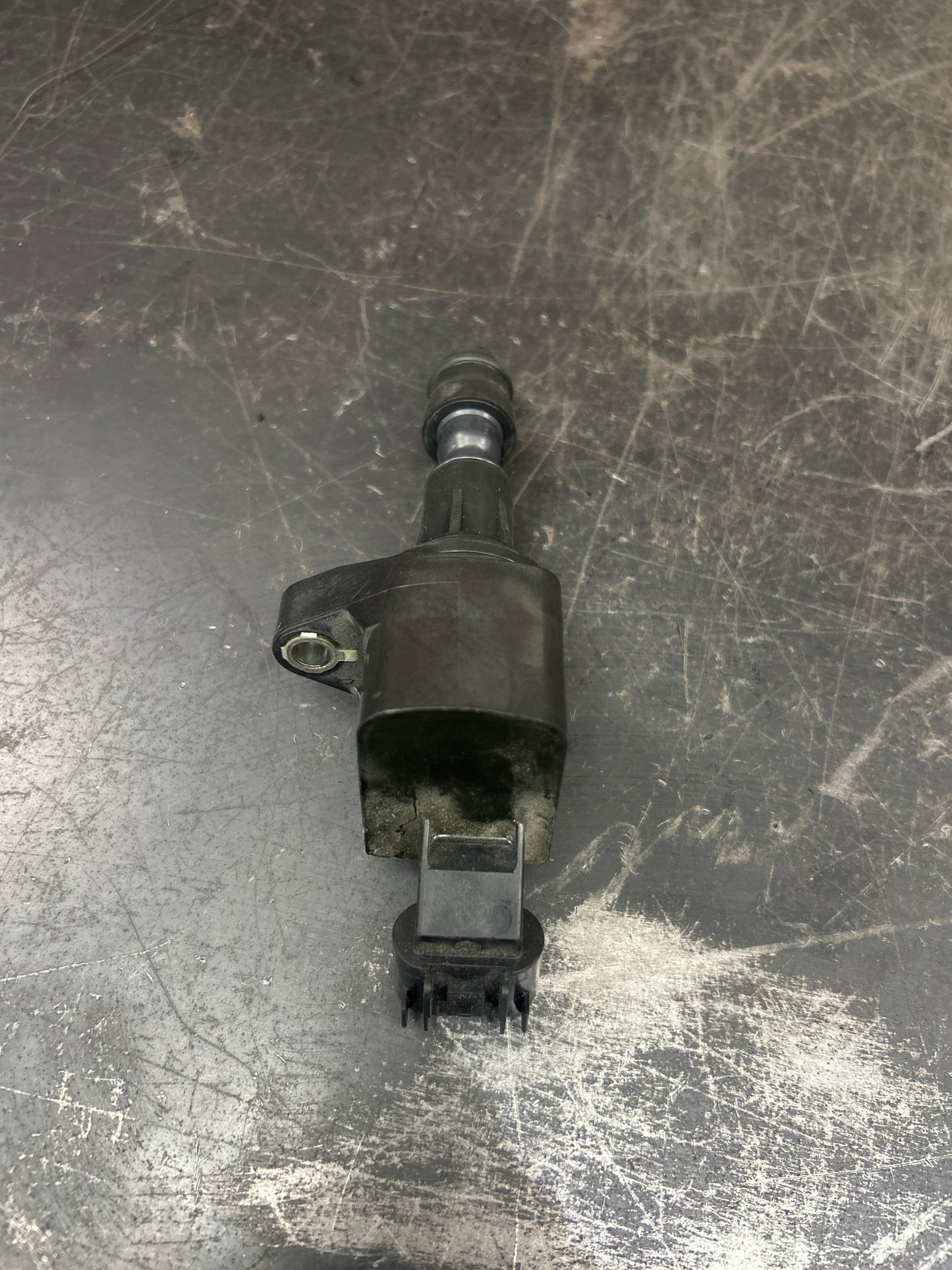 06-10 Pontiac Solstice/Saturn Sky 2.0L & 2.4L Ignition Coil Pack Spark Set OEM
