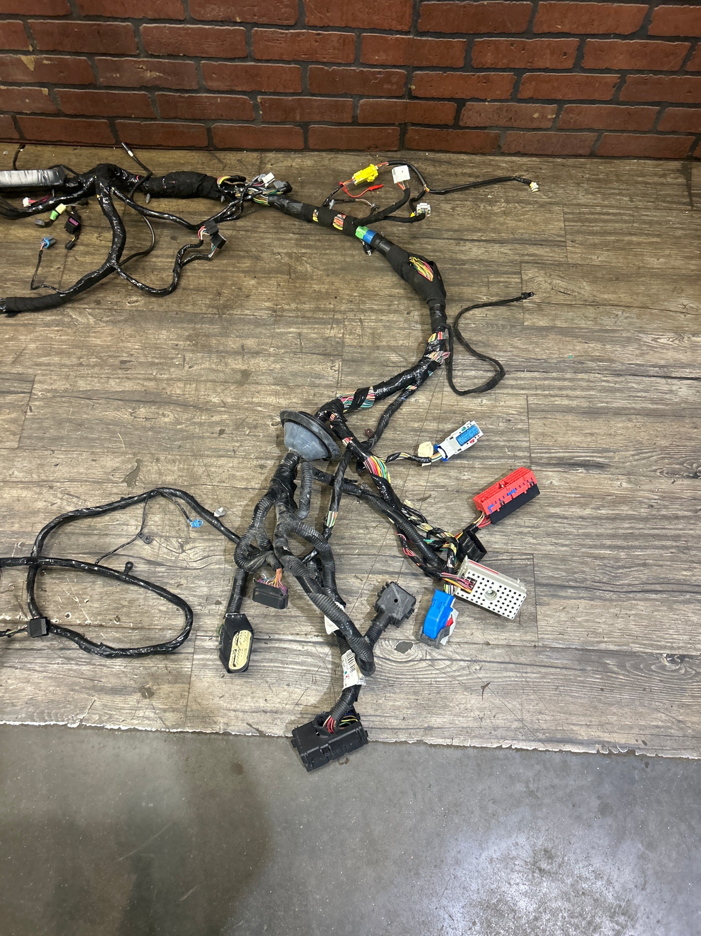 2007–2009 Pontiac Solstice GXP Turbo 2.0L Body Wiring Harness GM OEM 25867517