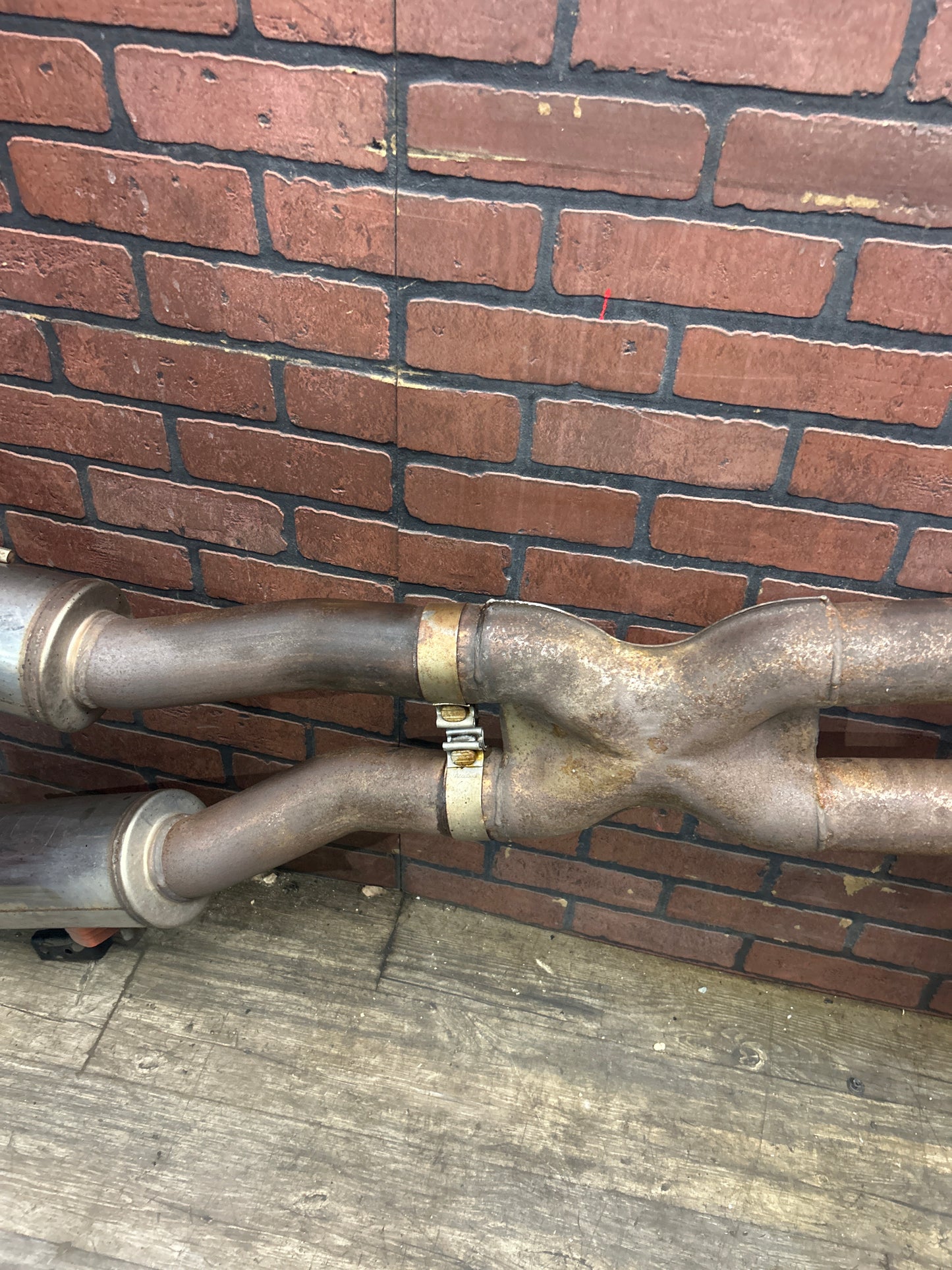 12-21 Jeep Grand Cherokee 6.4L 6.2L Magnaflow Street Cat-Back Exhaust W/Cutouts