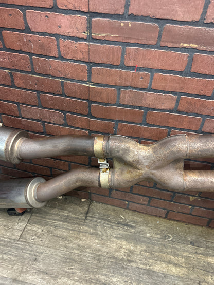 12-21 Jeep Grand Cherokee 6.4L 6.2L Magnaflow Street Cat-Back Exhaust W/Cutouts
