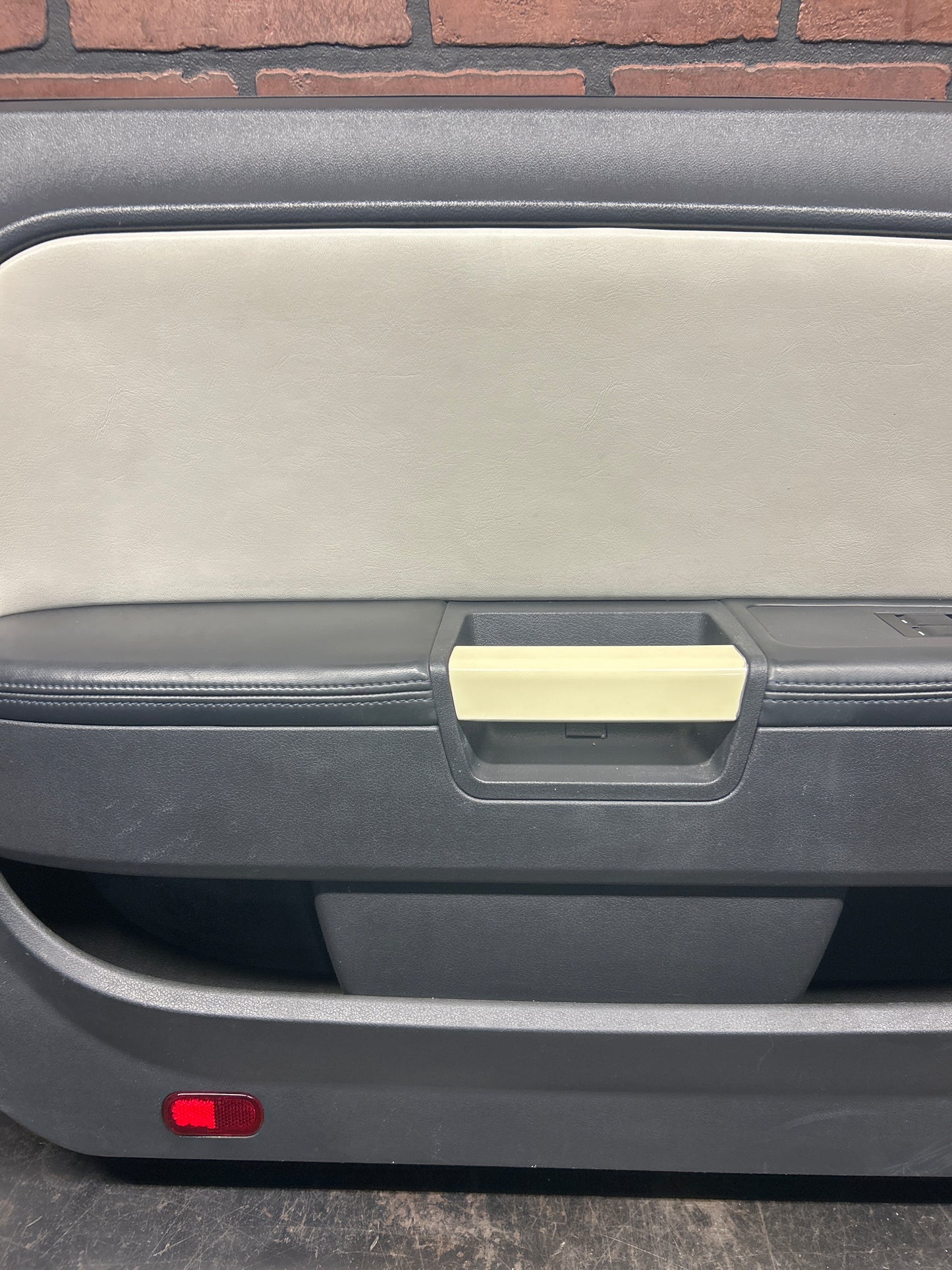 08-14 Dodge Challenger Front Driver Left Side Interior Door Trim Panel White OEM