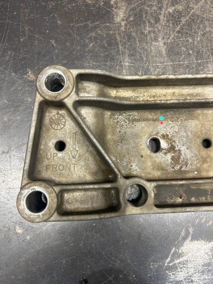09-23 DODGE CHALLENGER SRT MANUAL TRANSMISSION CROSS MEMBER BRACKET