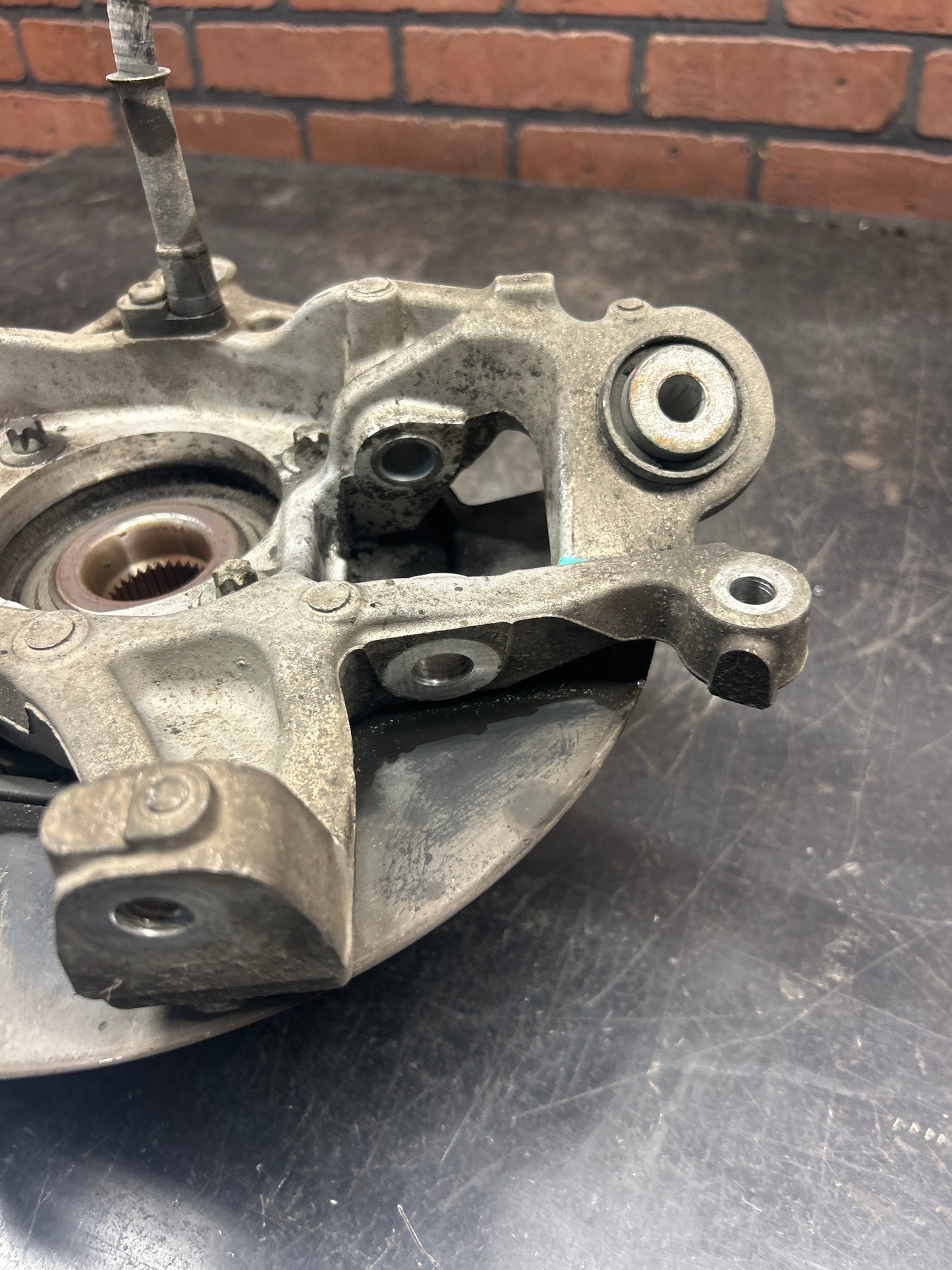 2011-2023 Dodge SRT Challenger/Charger Left Driver Rear Spindle Knuckle Hub OEM