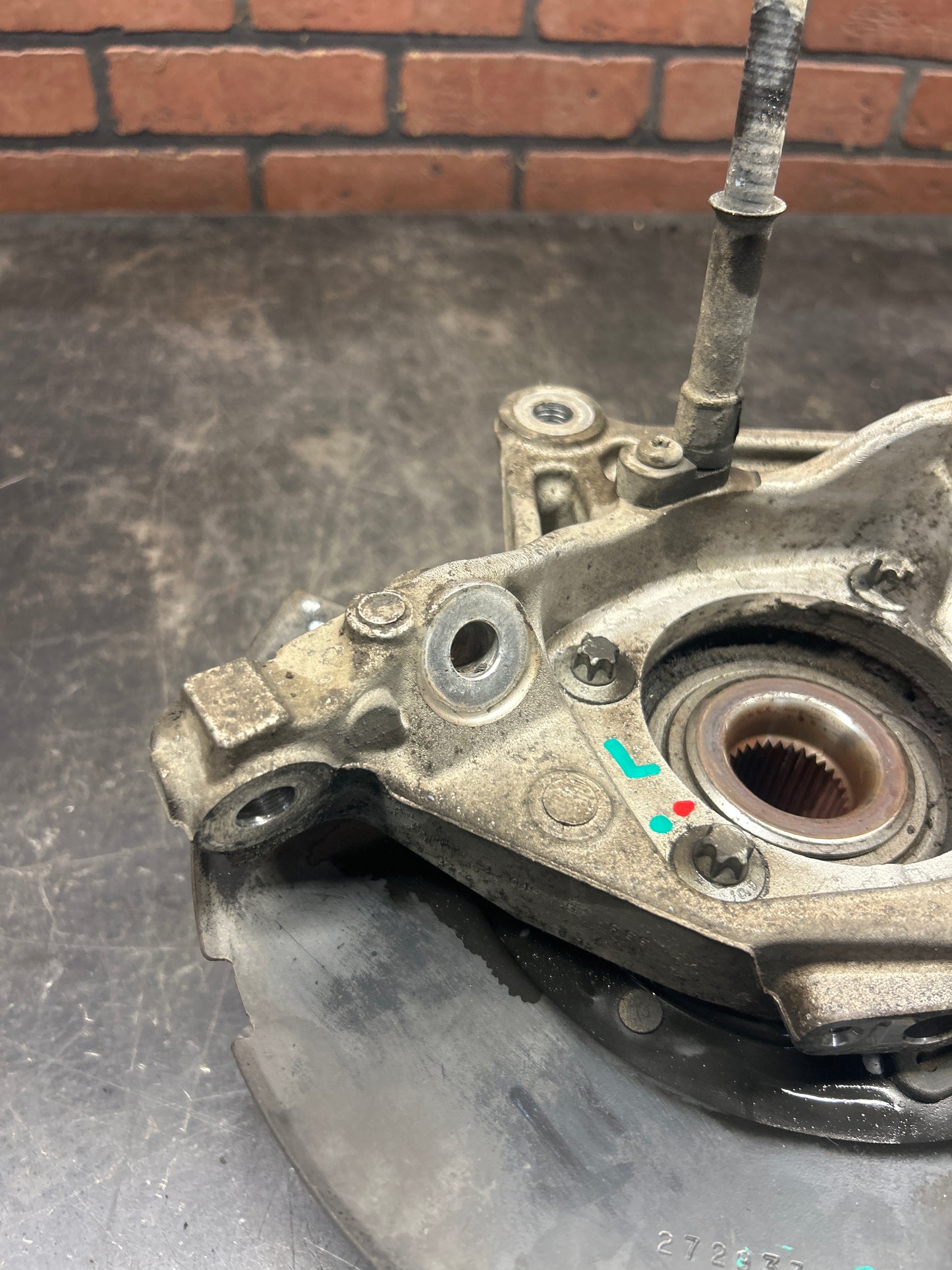2011-2023 Dodge SRT Challenger/Charger Left Driver Rear Spindle Knuckle Hub OEM