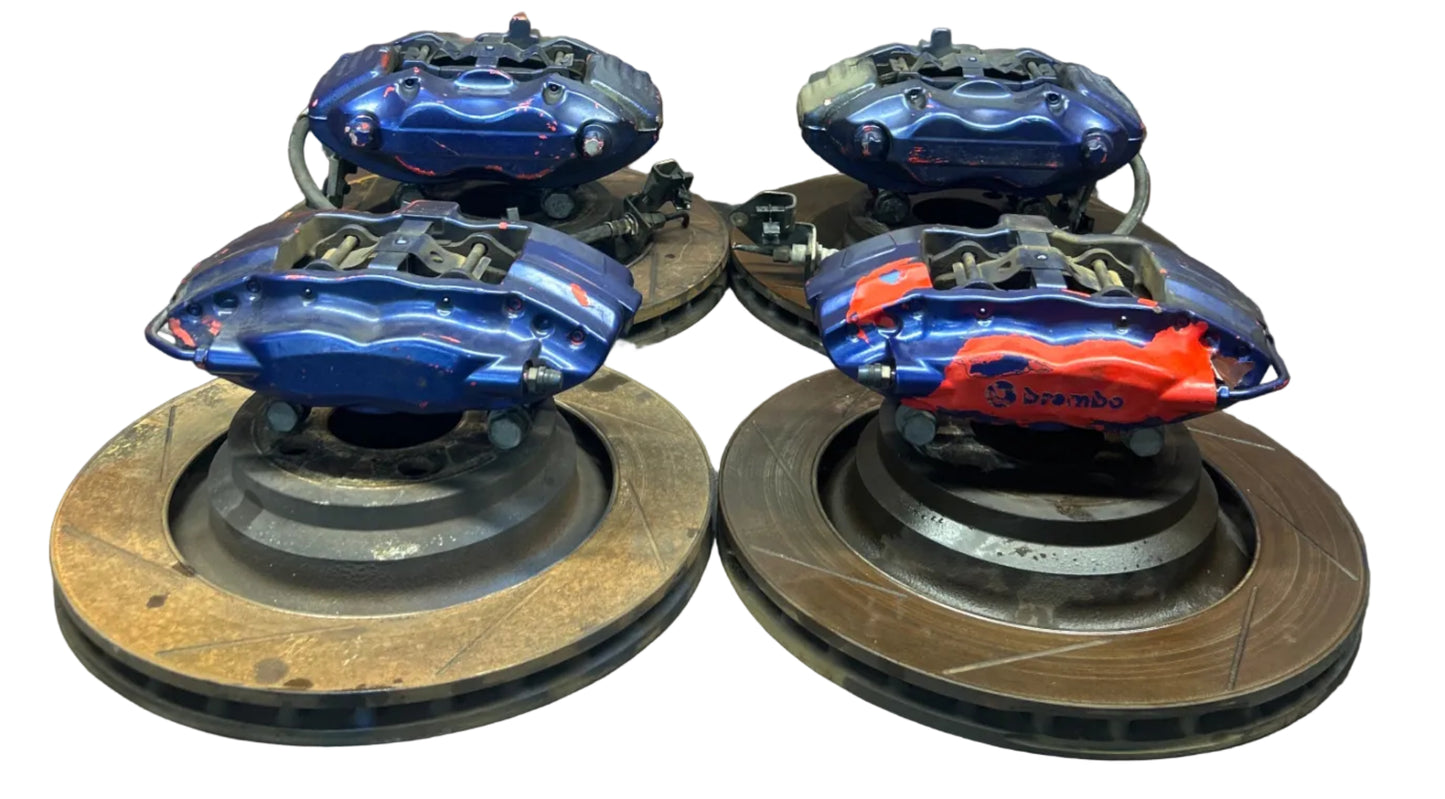 08-23 Dodge Challenger Charger SRT 4 Piston Brembo Brake Caliper Rotor Set OEM