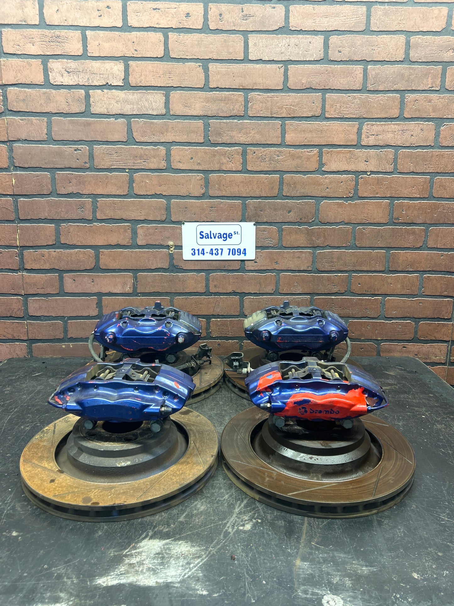 08-23 Dodge Challenger Charger SRT 4 Piston Brembo Brake Caliper Rotor Set OEM