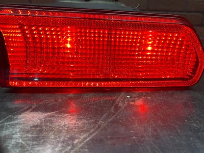 2008-2014 Dodge Challenger SRT Rear Passenger RH Side Outer Tail Light Assembly