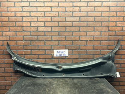 08-23 CHALLENGER SRT8 OEM EXTERIOR WINDSHIELD WIPER COWL TRIM PANEL 05028757AD