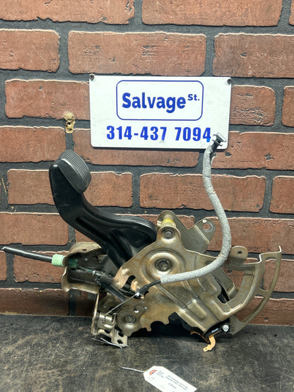 08-23 DODGE CHALLENGER EMERGENCY PARKING BRAKE STOP RELEASE PEDAL LEVER OEM