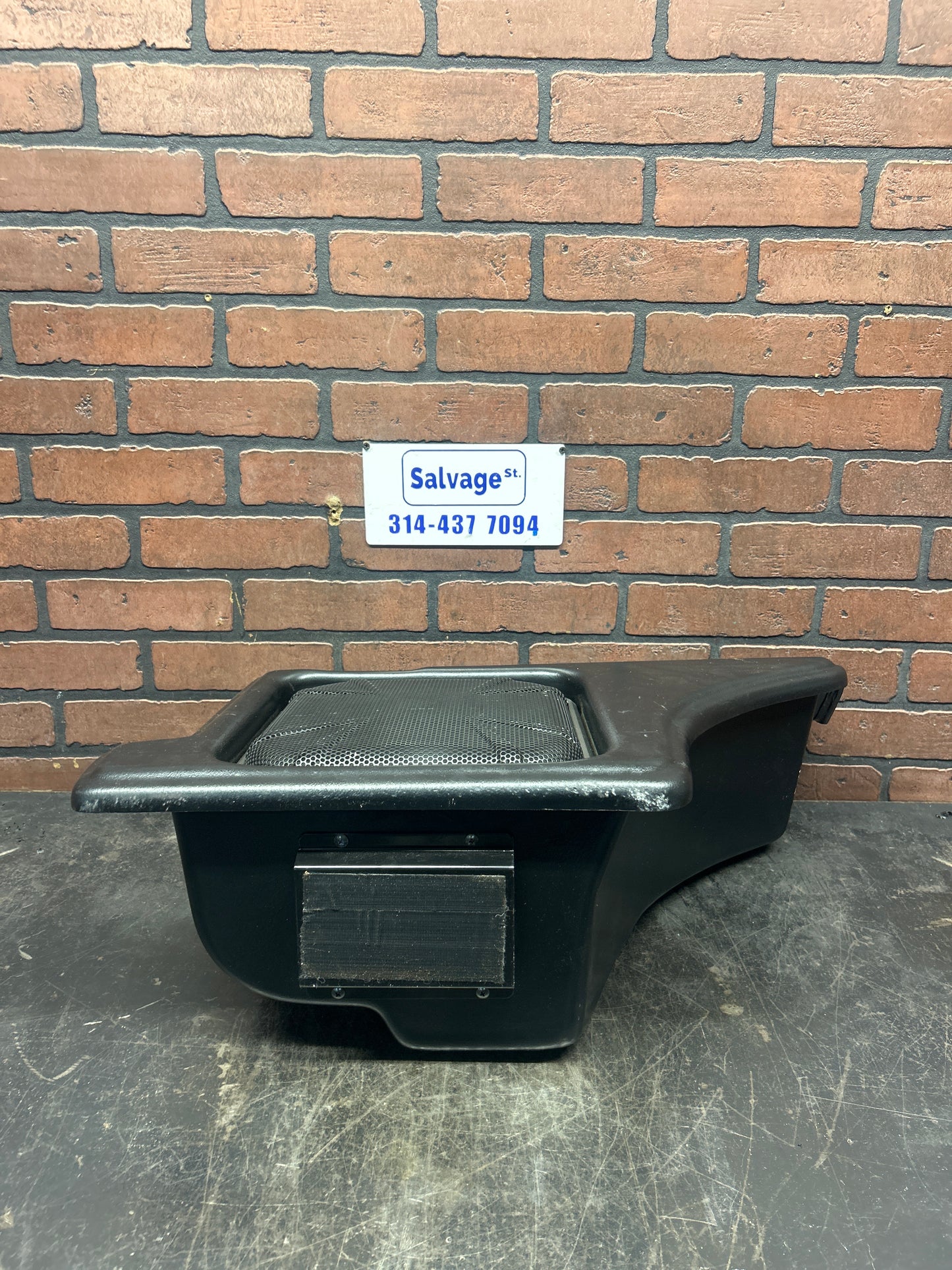 2008-2011 Dodge Challenger SRT8 Kicker Subwoofer Factory Upgrade Sub Assembly