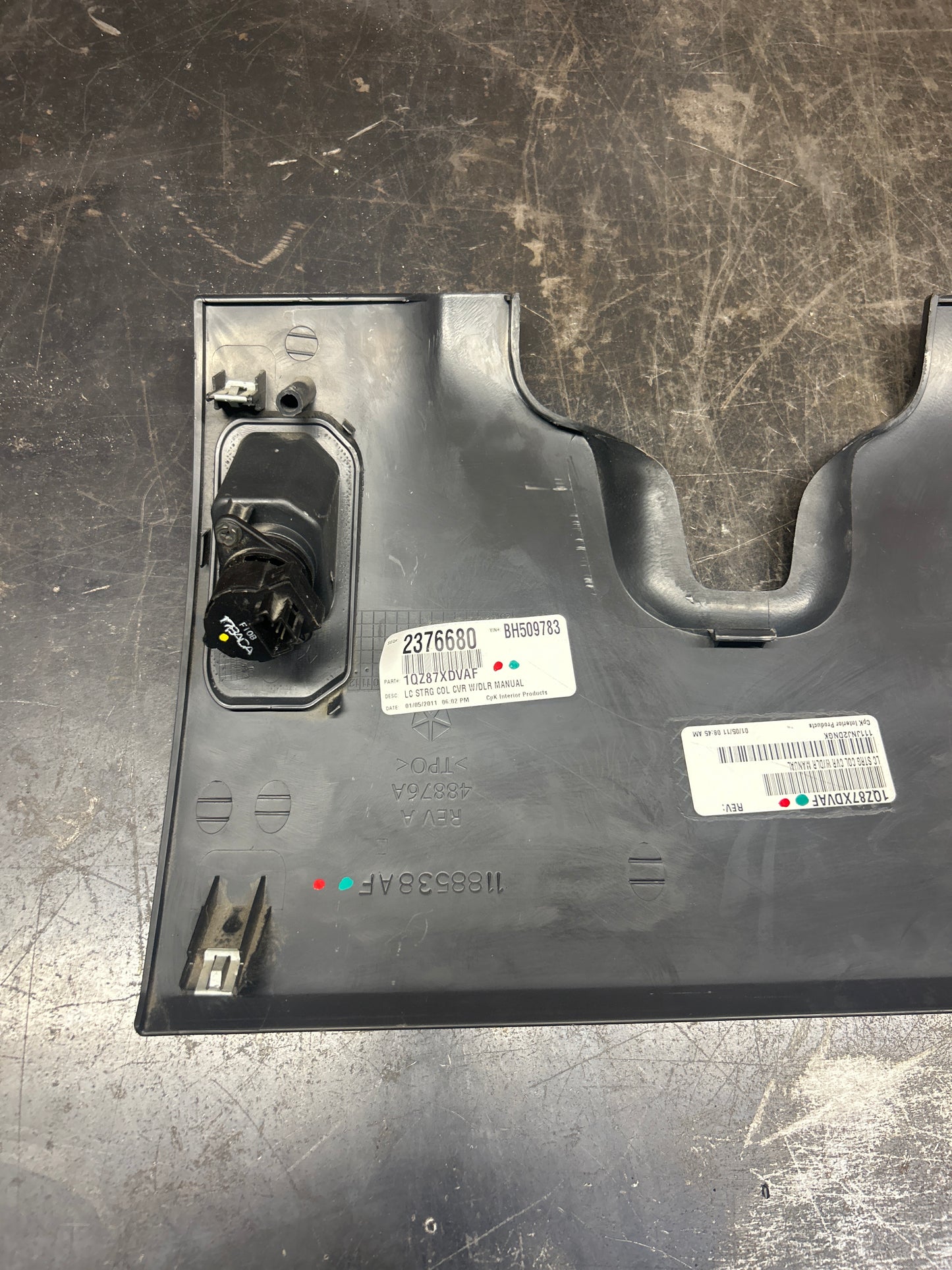 11-23 CHALLENGER LOWER STEERING COLUMN KNEE TRIM COVER PANEL OEM 1QZ87XDVAF