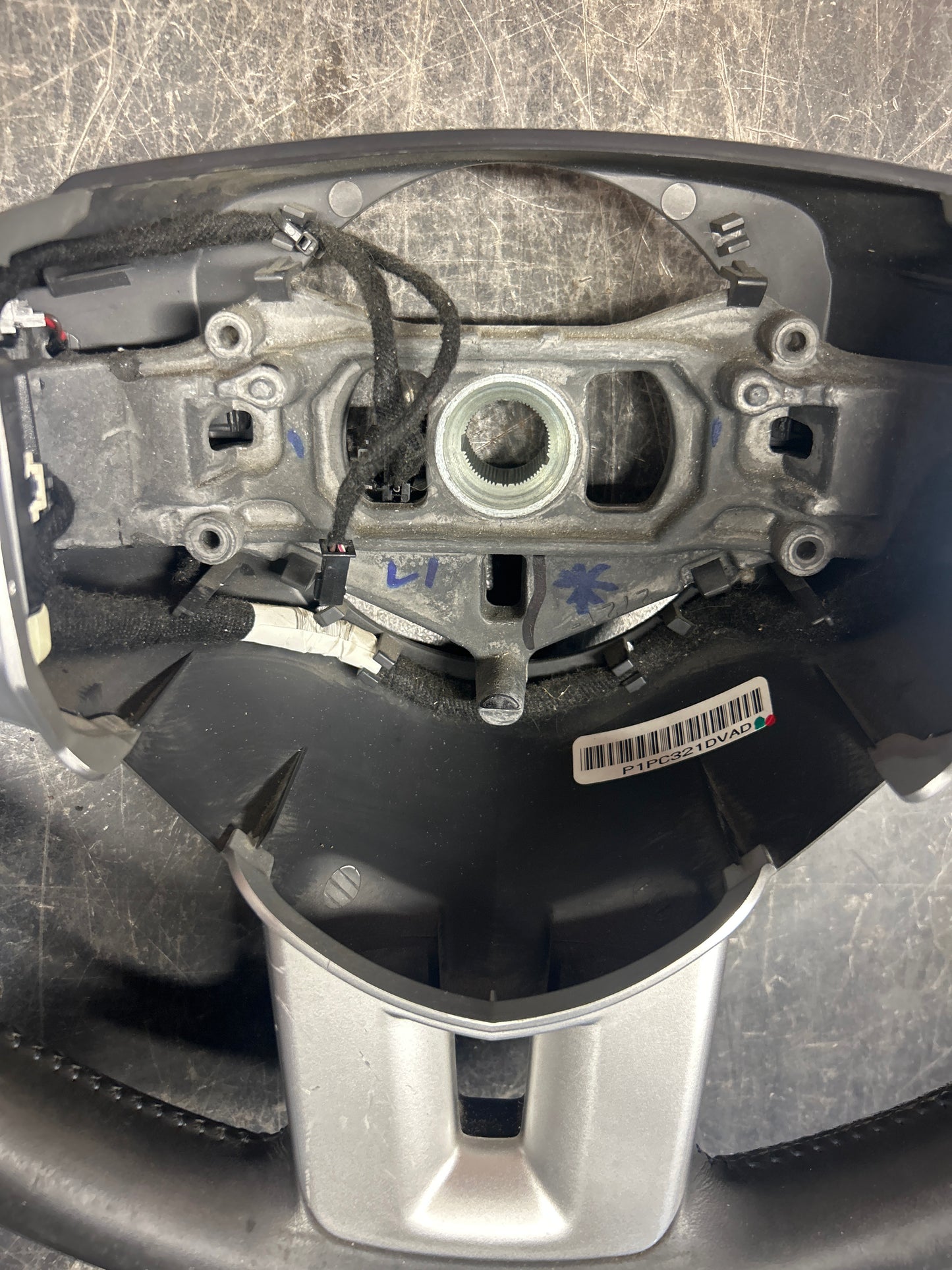 2011-2013 Dodge Challenger SRT8 OEM Steering Wheel Assembly 1UV56XDVAA