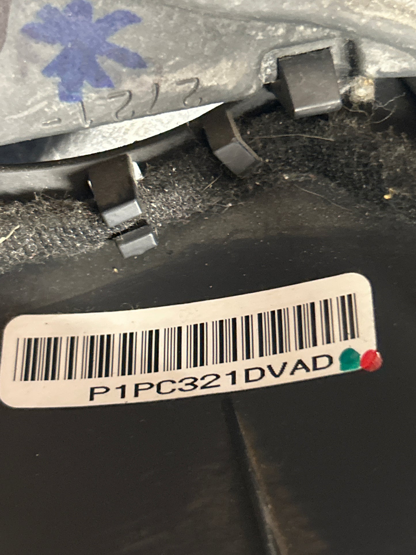 2011-2013 Dodge Challenger SRT8 OEM Steering Wheel Assembly 1UV56XDVAA