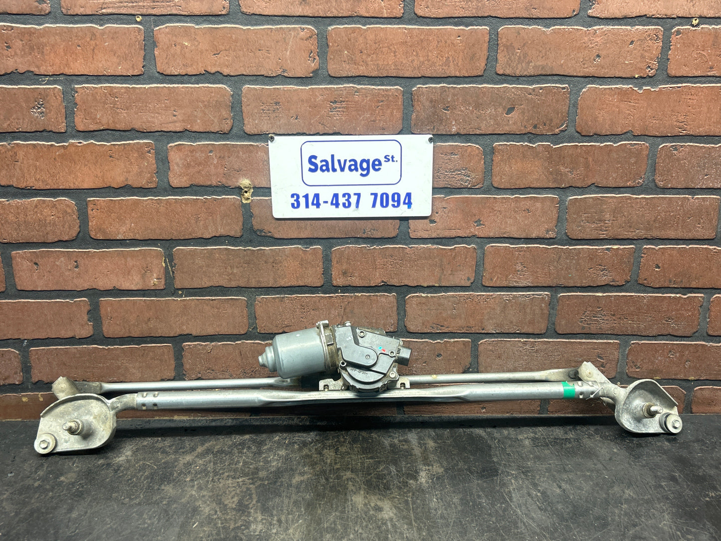 2008 - 2023 DODGE CHALLENGER FRONT WINDSHIELD WIPER LINKAGE W/ MOTOR OEM