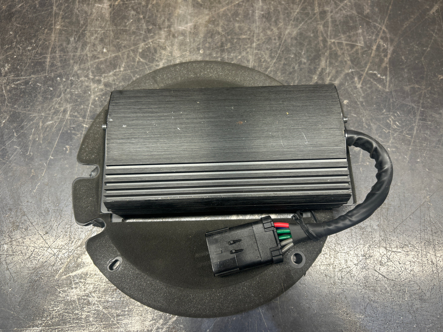 2006-2011 Challenger Charger 300 Magnum Audio Sound Amplifier Amp 68036703AC