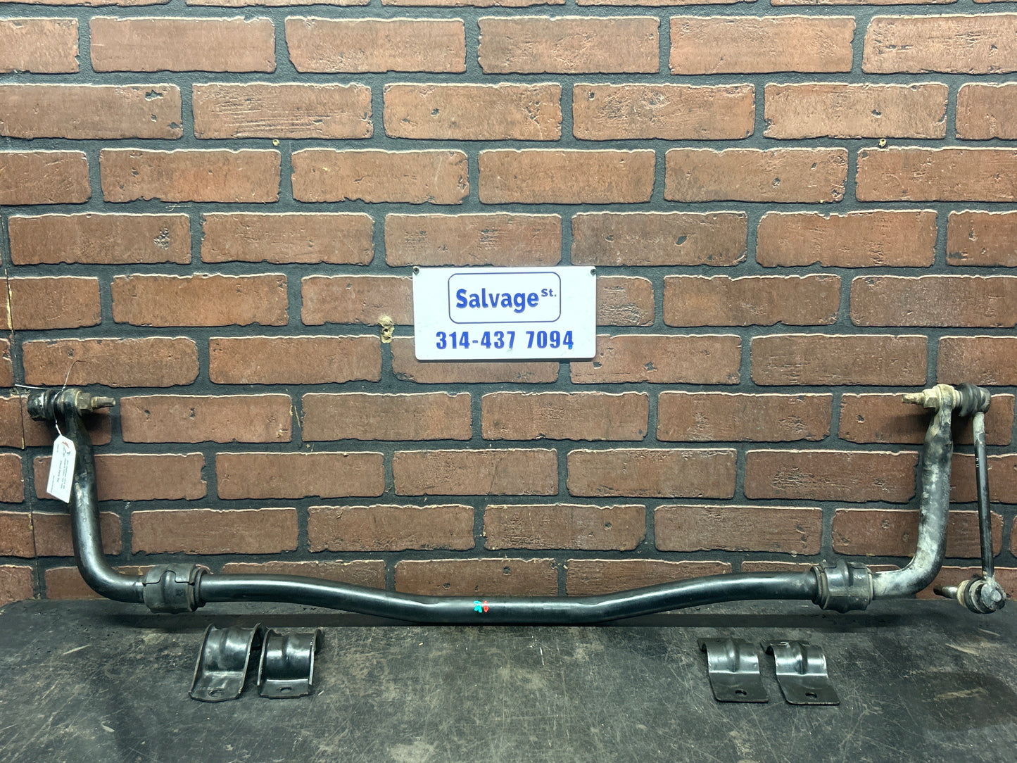 2008-2014 Dodge Challenger SRT8 Front Stabilizer Sway Bar Assembly OEM