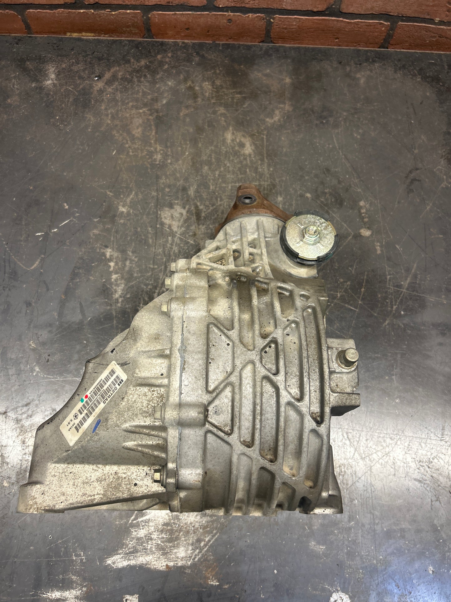 2011-2013 Challenger/Charger/300 3.91 LSD Rear Differential OEM 68085391AA