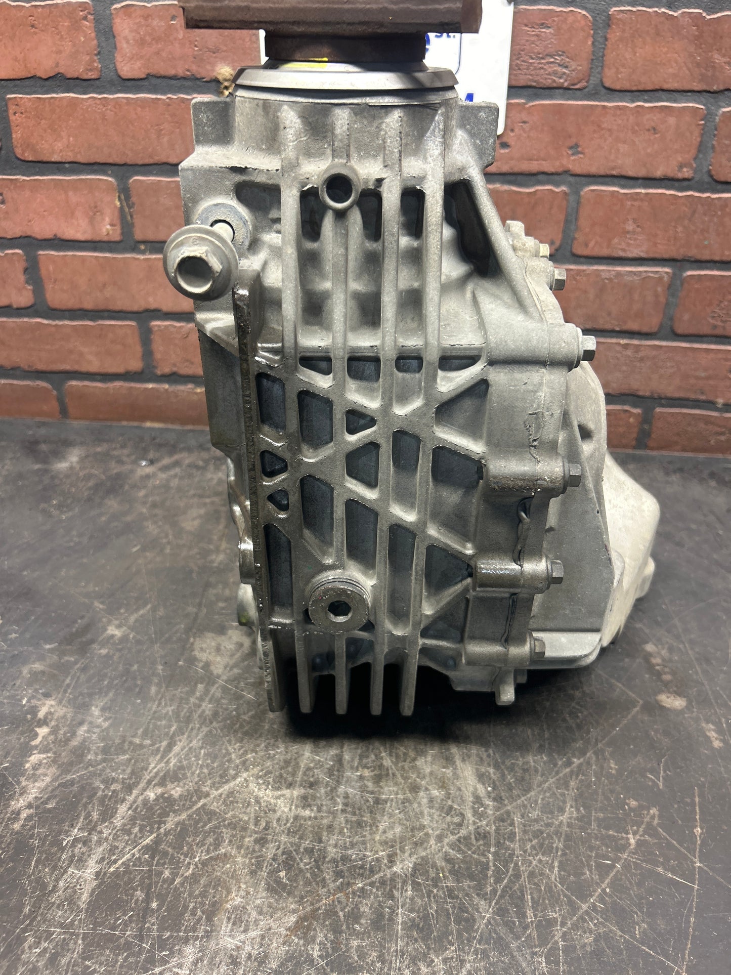 2011-2013 Challenger/Charger/300 3.91 LSD Rear Differential OEM 68085391AA
