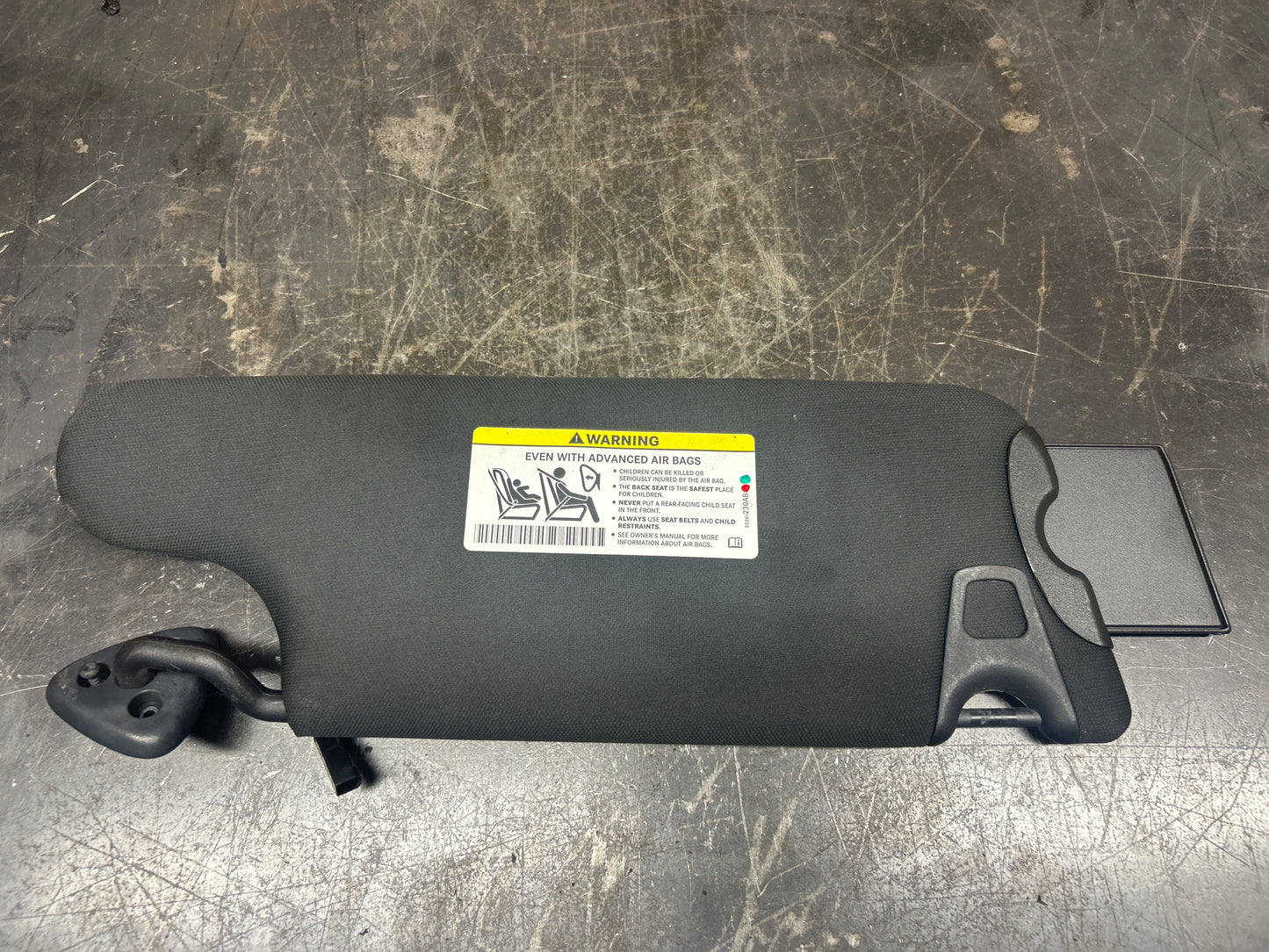 2008-2016 Dodge Challenger Black Extendable Sun Visor Set Pair LH RH OEM