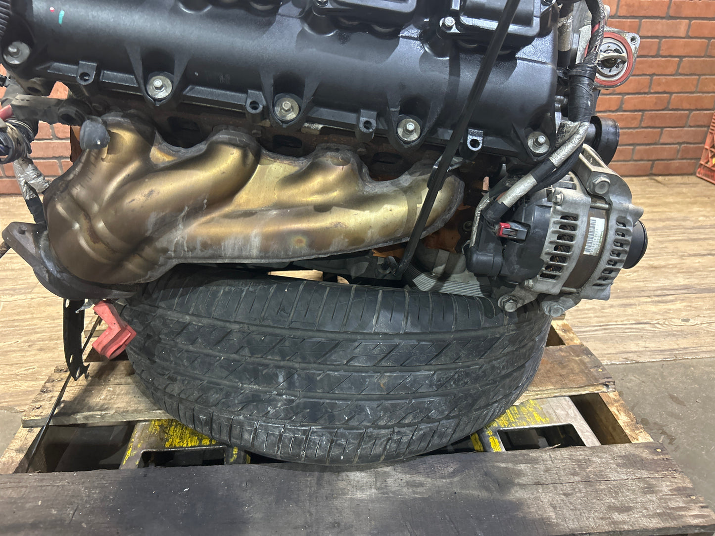 11-14 Charger 300 Challenger SRT8 6.4L 392 Hemi Engine ESH Non-MDS 160k TESTED