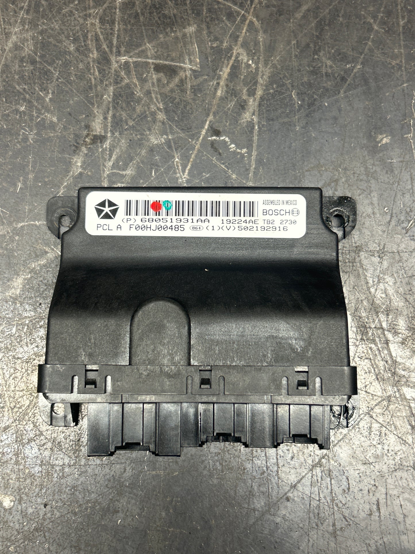 2010-2014 DODGE CHALLENGER SRT8 OEM DOOR CONTROL MODULE COMPUTER 68051931AA