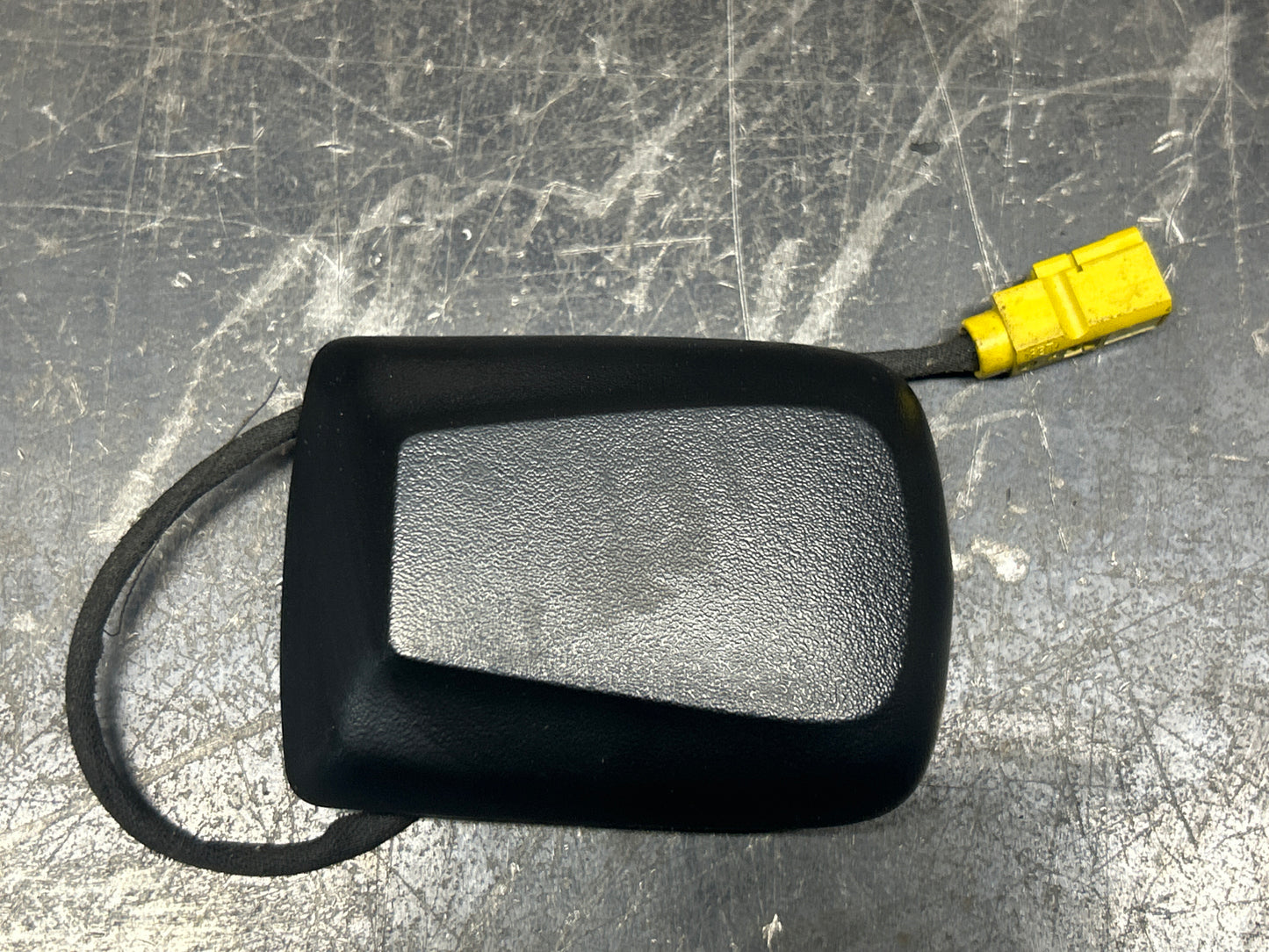 2011 - 2014 DODGE CHALLENGER SRT8 OEM ROOF MOUNT SATELLITE RADIO STEREO ANTENNA