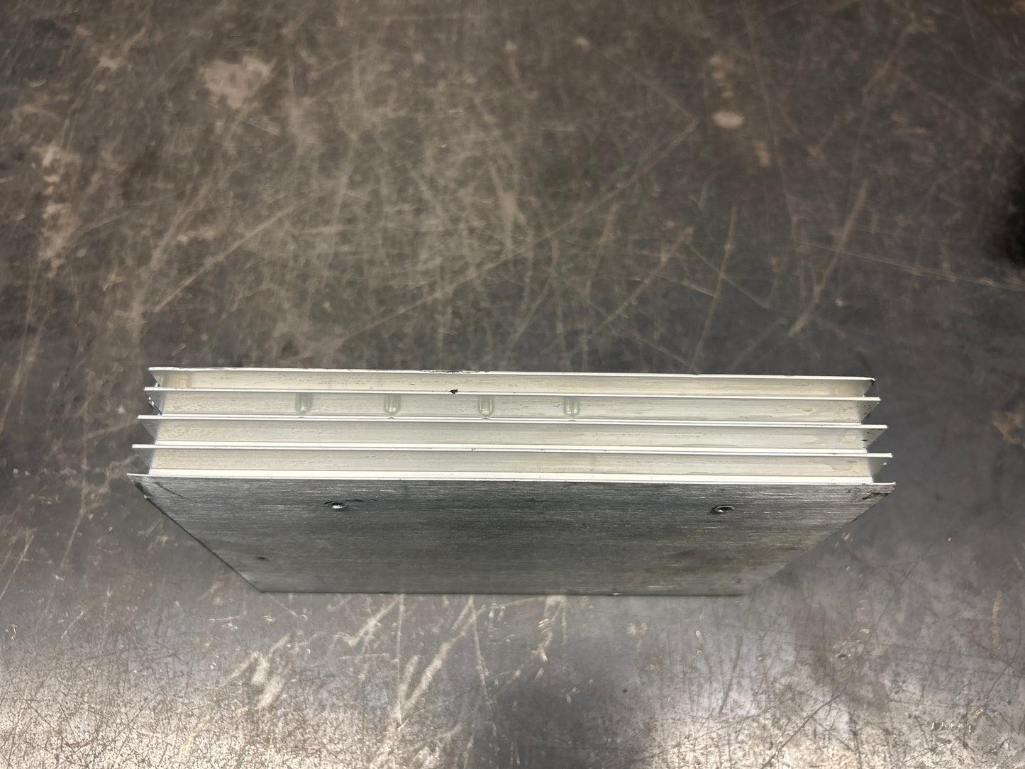 2010-2011 Challenger Charger 300 SRT8 Stereo Amplifier Amp Audio OEM 05035022AE